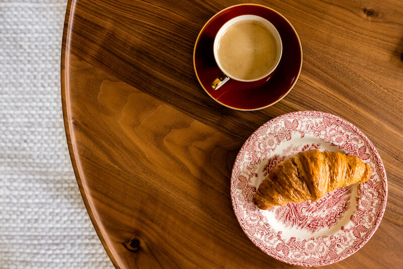 salon meble z litego drewna